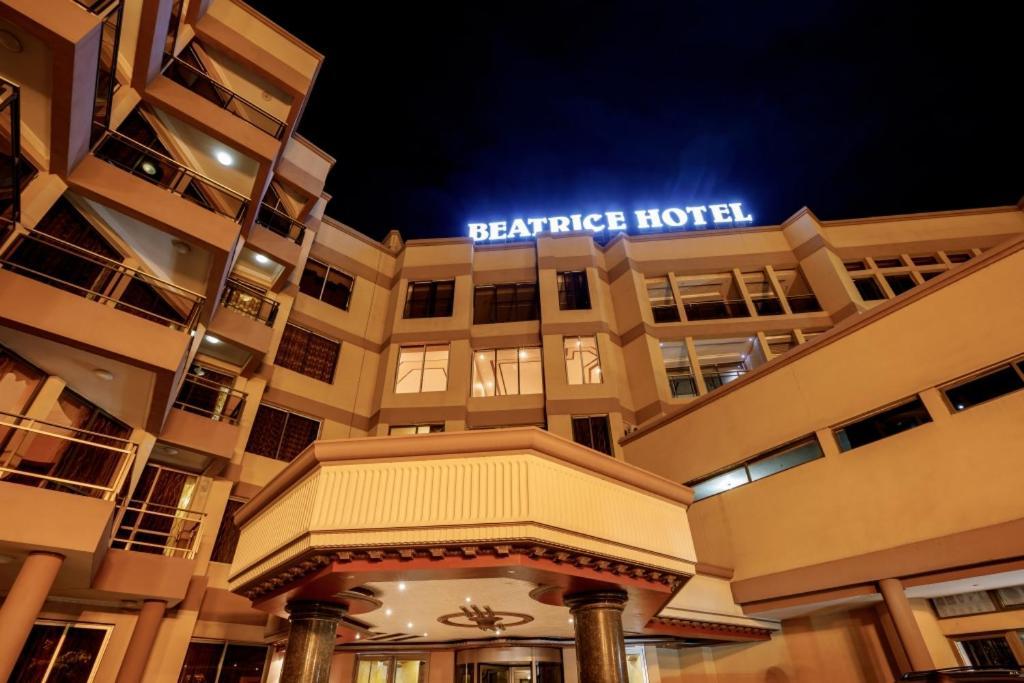 Beatrice Hotel 킨샤사 외부 사진