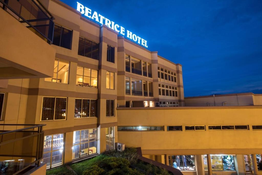 Beatrice Hotel 킨샤사 외부 사진